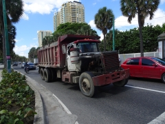 Mack R Model 6x4