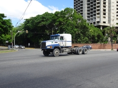 Mack CH613