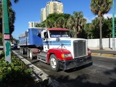 Freightliner FLD120