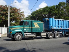 Freightliner FLD120