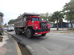 Mack DM800 6x4