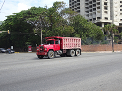 Mack R Model 6x4