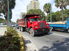 Mack R Model 6x4