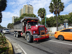 Mack R Model 6x4