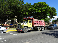 Mack R Model 6x4