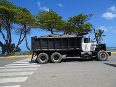 Mack R Model 6x4