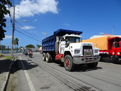 Mack R Model 6x4