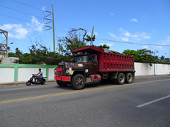 Mack R Model 6x4