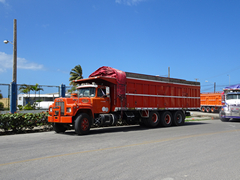 Mack R Model 8x4