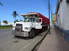 Mack DM600 10x4