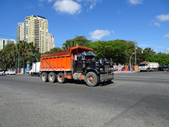 Mack R Model 8x4