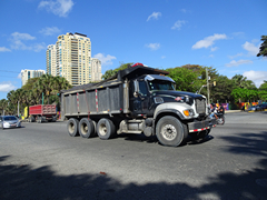 Mack Granite 8x4