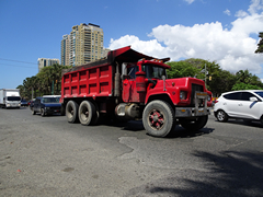 Mack R Model 6x4