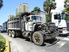 Mack R Model 6x4