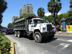 Mack R Model 6x4