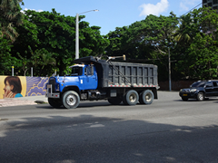 Mack R Model 6x4