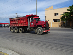 Mack R Model 6x4