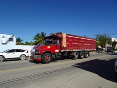 Mack RD 8x4