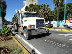 Mack CH613