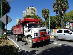 Mack R model 6x4