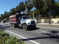 Mack RD 6x4