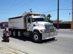 Mack Granite 8x4