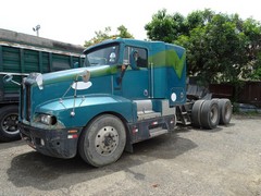 Kenworth T600