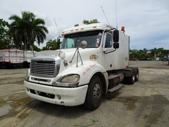 Freightliner Columbia 6x4