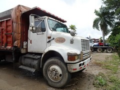 International 8100 6x4