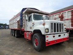 International S2500 8x4