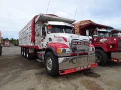 Mack Granite 8x4