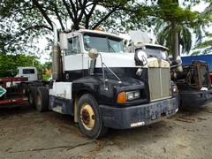 Kenworth T600