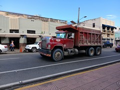 Mack R Model 6x4