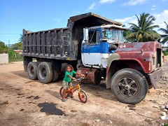 Mack R Model 6x4