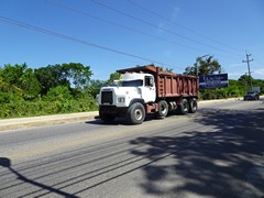 Mack DM600 8x4