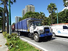 Mack R Model 6x4