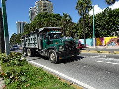 Mack RD 6x4