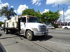 Hino 338 4x2