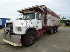 Mack DM600 8x4