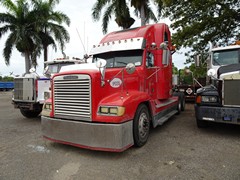 Freightliner FLD120