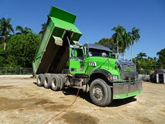 Mack Granite 8x4